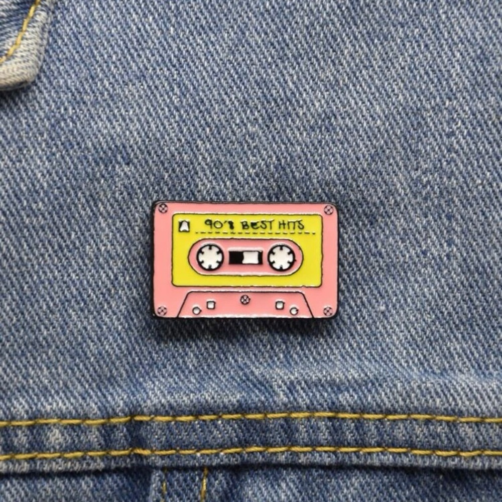 Cassette tape pin